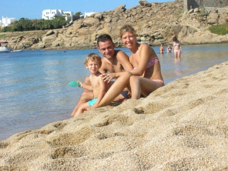 paradise beach mykonos