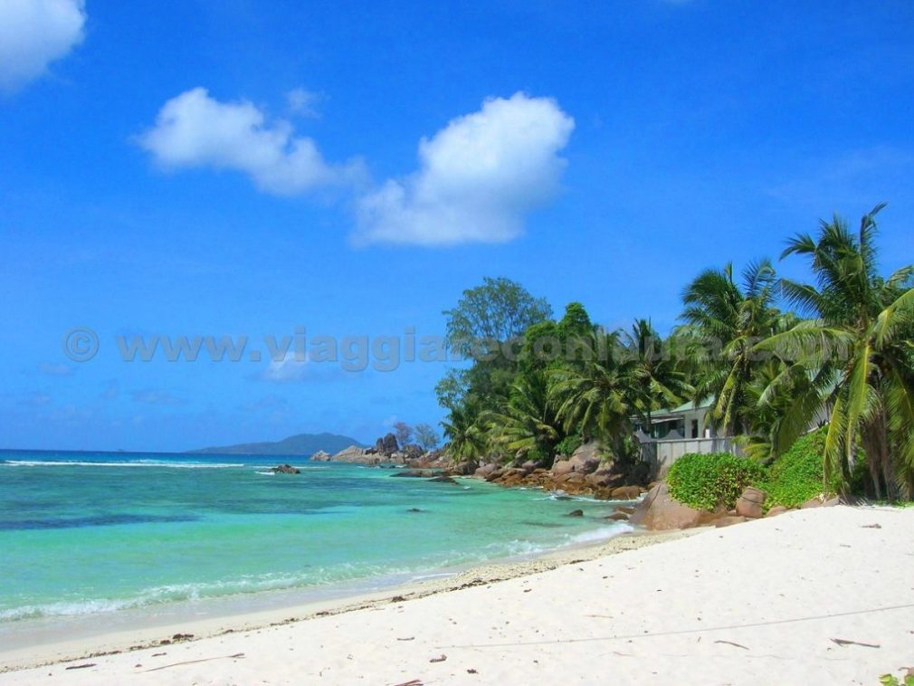 grand anse kerlan praslin seychelles
