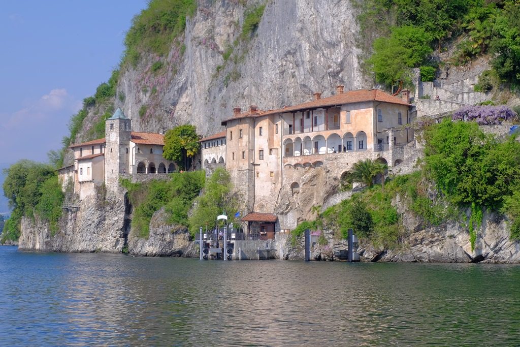 eremo-santa-caterina-del-sasso