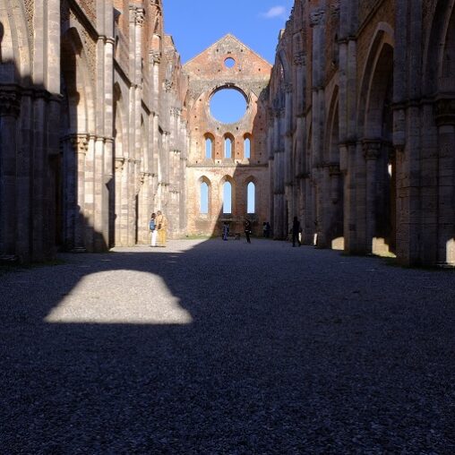 abbazia san galgano chiusdino