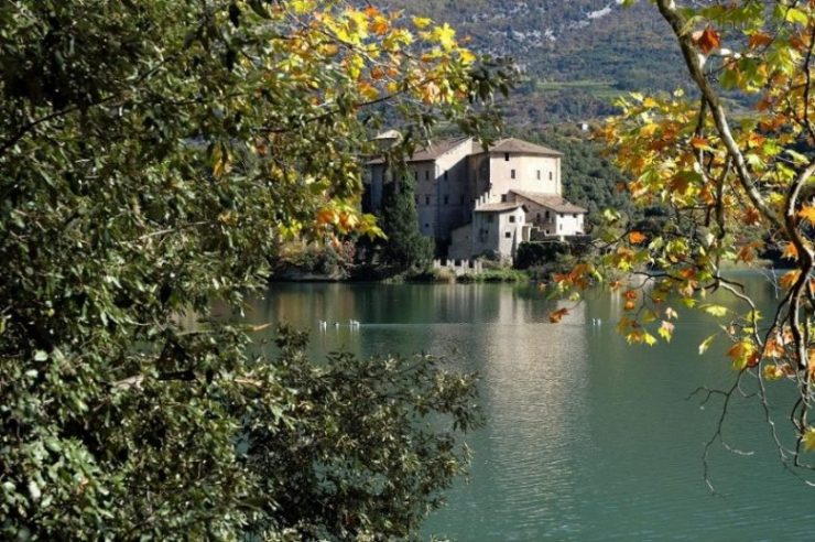 valle dei laghi trentino