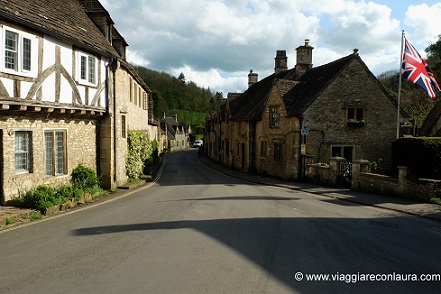cosa vedere cotswolds castle combe