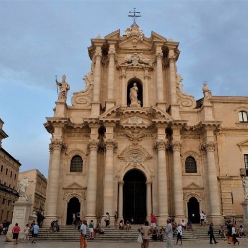 sicilia sud orientale cosa vedere - tempio di minerva siracusa