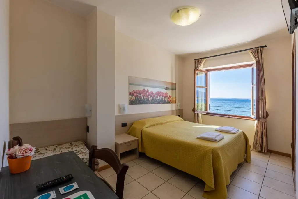 hotel vista lago garda