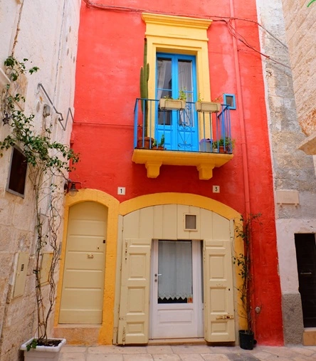 cosa fare a polignano a mare